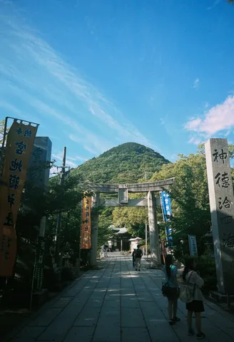 緑陰の参道、賢者の道
