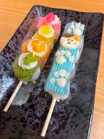猫ちゃんとフルーツの可愛さ