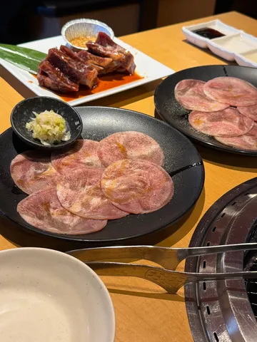 焼肉の誘惑、断面に迫る