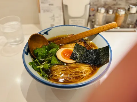 一杯のラーメン、至福のひととき