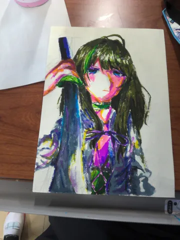 鮮烈な色彩、少女の憂い