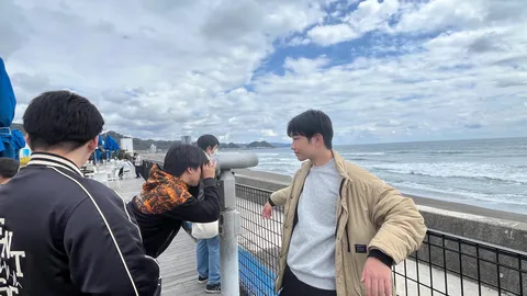水平線の先、広がる空と海