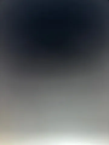 闇から光へ静寂の境界