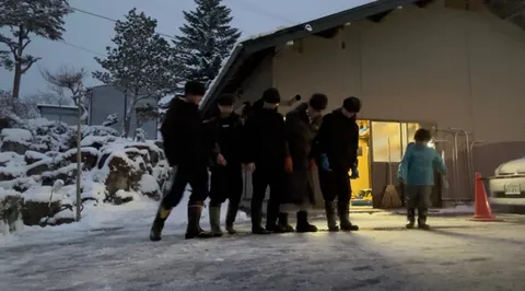 雪道を行く、冬の仕草