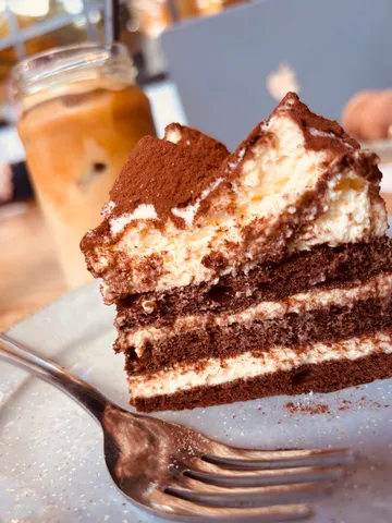 層が美しいご褒美ケーキ