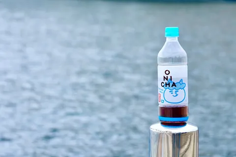 水辺の「鬼」と「お茶」