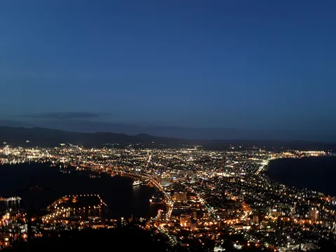 夜景が広がる街の灯り
