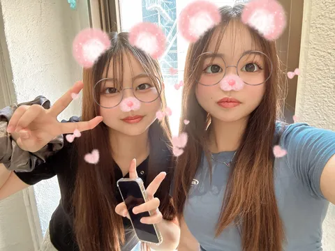 プリクラ？いや、リアル映え姐妹！