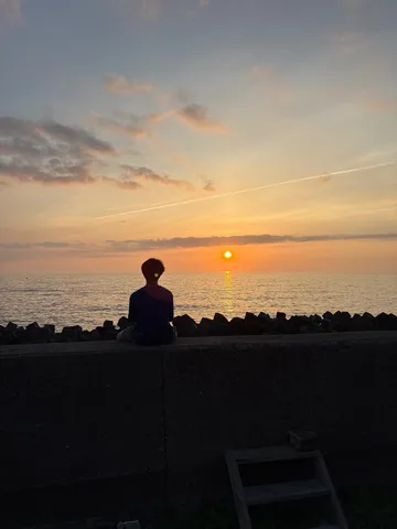 夕日と僕、そして静かな海