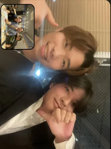 画面越しの親友、最高の笑顔