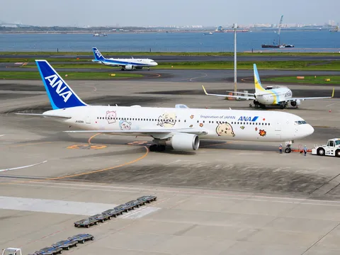 空港に飛ぶ小さな物語
