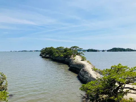 海を渡る、緑の小道