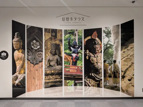 寺院の歴史と神話の世界
