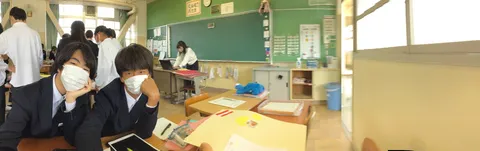 レンズの先、気になる二人組
