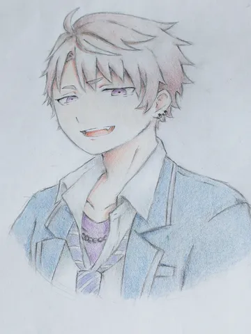 柔らかな微笑みと青影