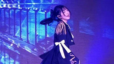 躍動するステージの輝き