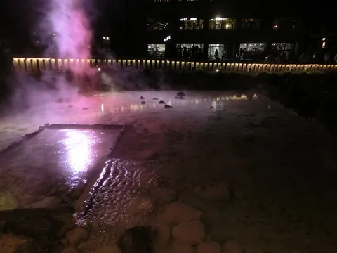 湯けむりの幻想夜景