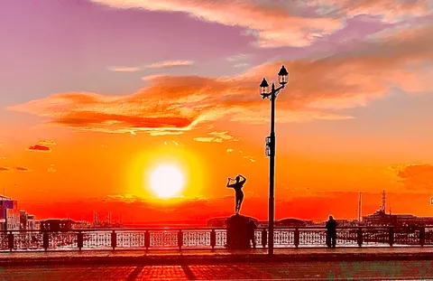 夕陽に奏でるシルエット