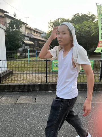 夕暮れ時の散歩道