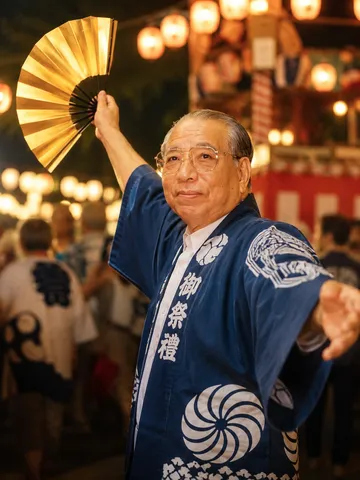 賑わいの夜、舞う金扇