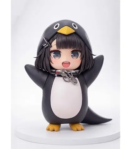 笑顔が弾けるペンギン姿