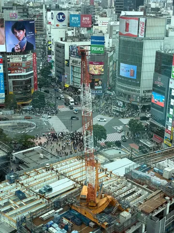 大都会の建設ラッシュ