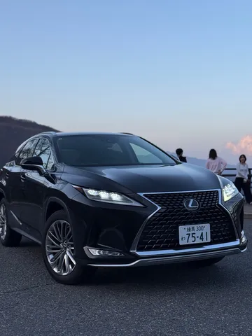 夕暮れ時のドライブ