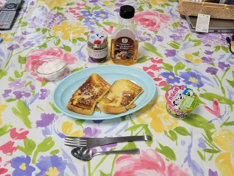 フレンチトーストとアガベシロップ