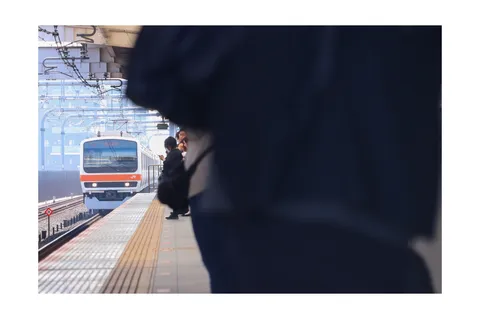 日常の一コマ、旅情を誘う駅の風景