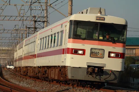 懐かしさを誘う、ローカル線の旅情