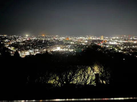 こっそり夜景をのぞき見