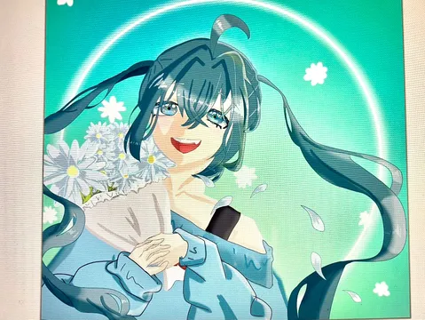 弾ける笑顔と白い花々