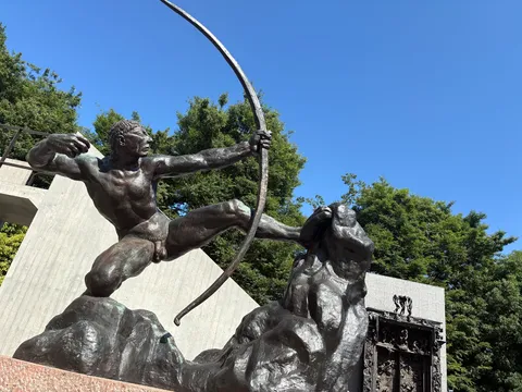弓使いの動と静