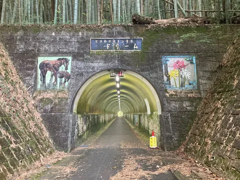 時をかけるトンネル