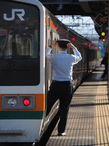 駅の風を感じる一瞬