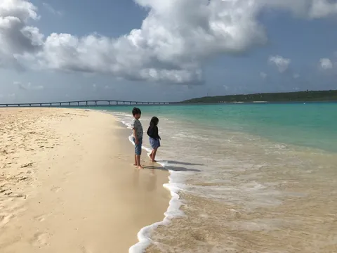 橋の向こうは別世界？