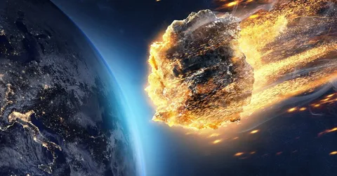 地球に迫る、燃え盛る小惑星