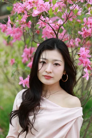 風に揺れるピンクの囁き