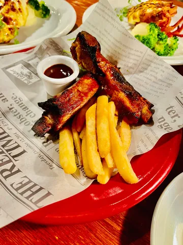 カリッとジューシー！王道BBQリブ