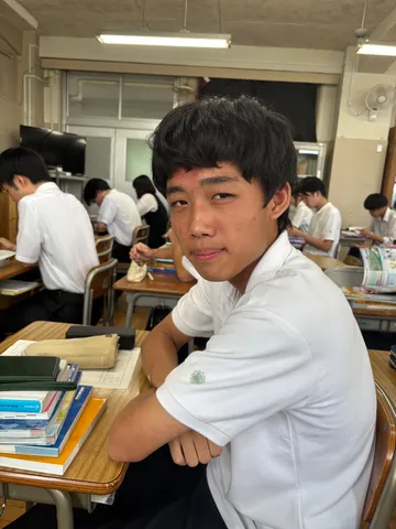 教室に注ぐまなざし