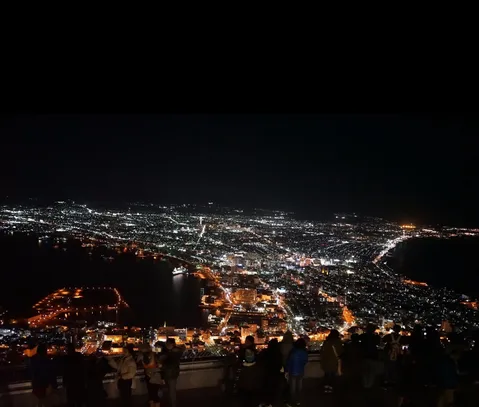 100ドルの夜景