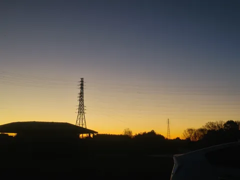 電波塔と夕焼け