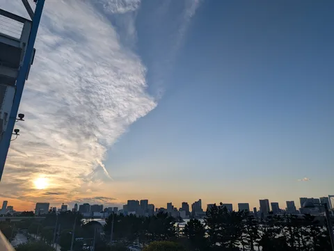 夕焼けと青空、まさかの急展開