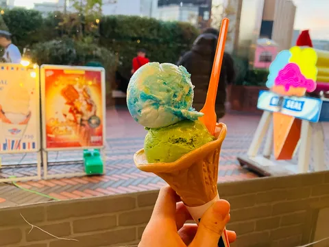 色と風景が踊る夏の一口