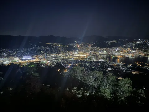 湾岸都市のきらめく夜景