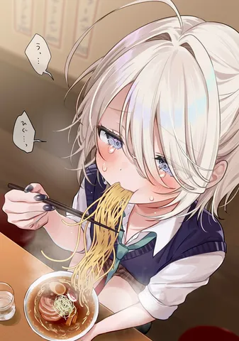熱々ラーメンに夢中なひととき