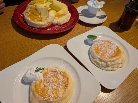 ふわりと広がる朝のパンケーキ