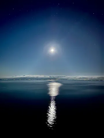 琵琶湖、月　そして星