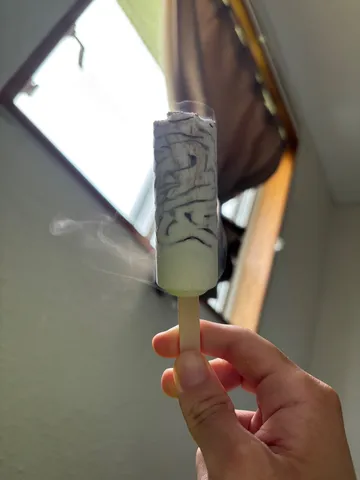 アイスが煙ってる！？