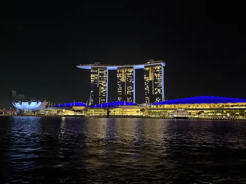 夜景に浮かぶ光のシンフォニー